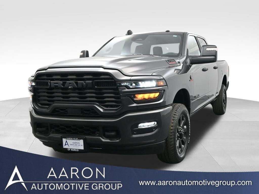 2025 RAM 2500 Big Horn Crew Cab 4WD