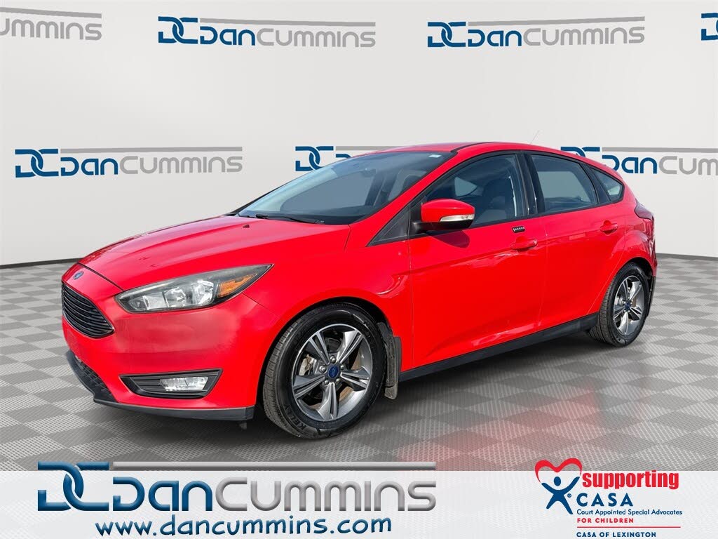 2016 Ford Focus SE Hatchback