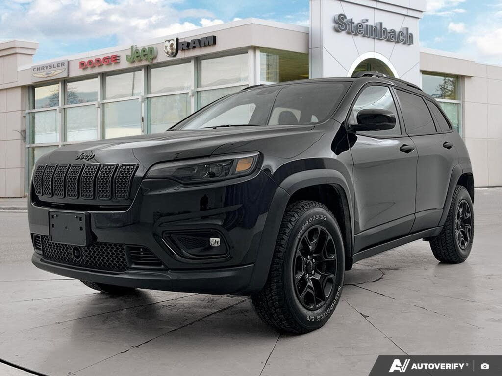 2022 Jeep Cherokee Sport 4WD