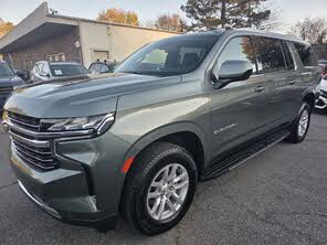 Chevrolet Suburban LT RWD