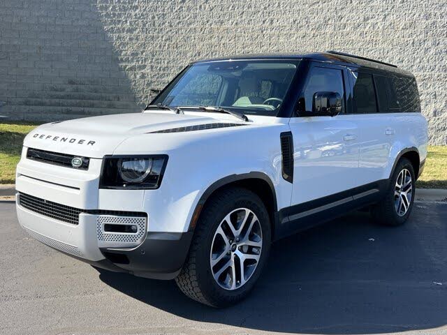 2024 Land Rover Defender 130 P400 S AWD
