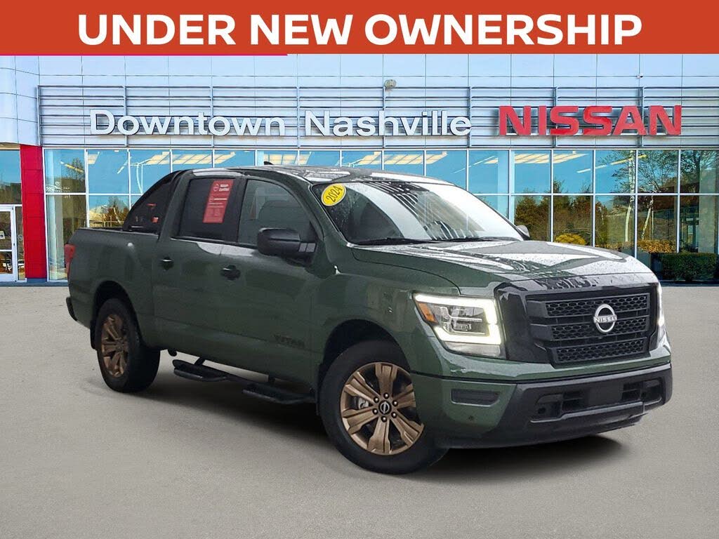 2024 Nissan Titan SV Crew Cab RWD
