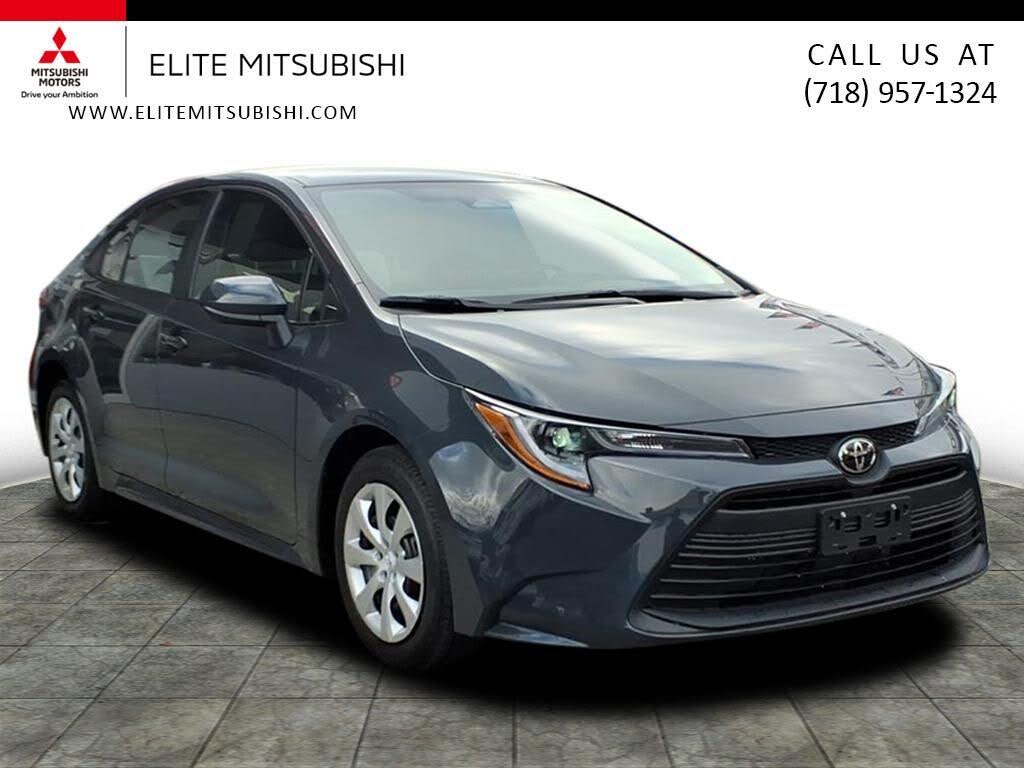 2025 Toyota Corolla LE FWD