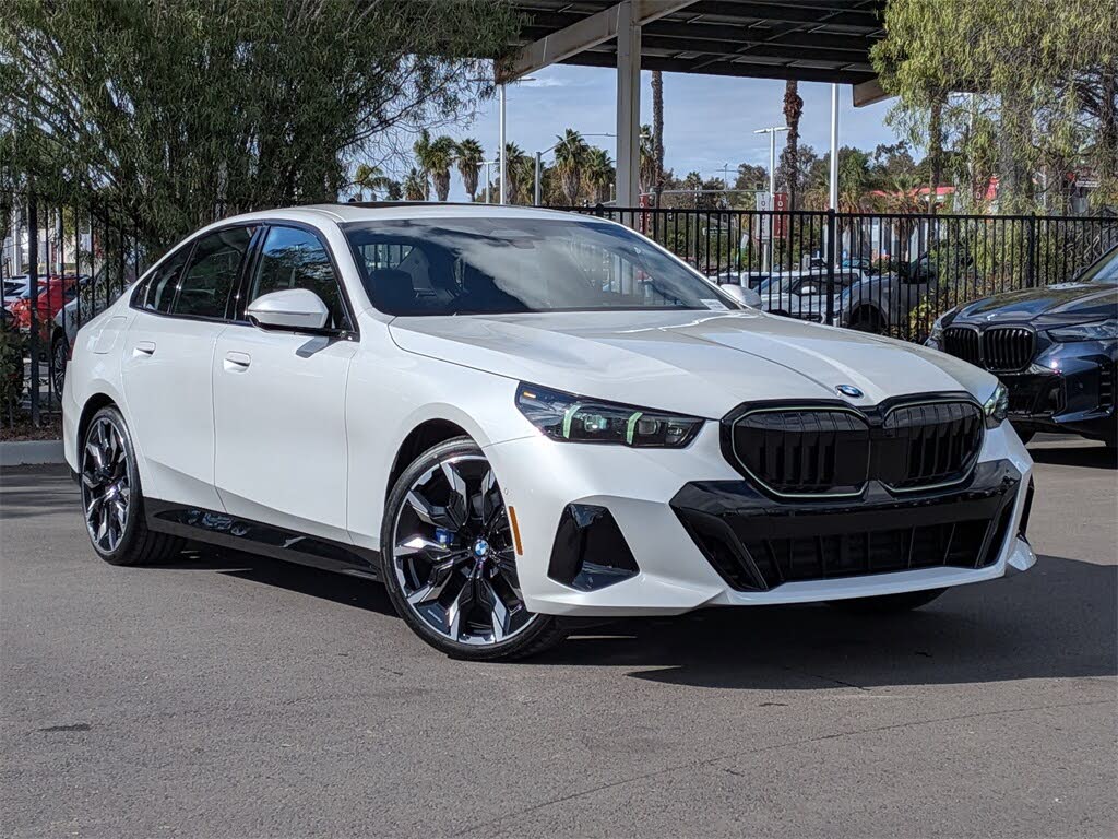 2026 BMW 5 Series 530i RWD