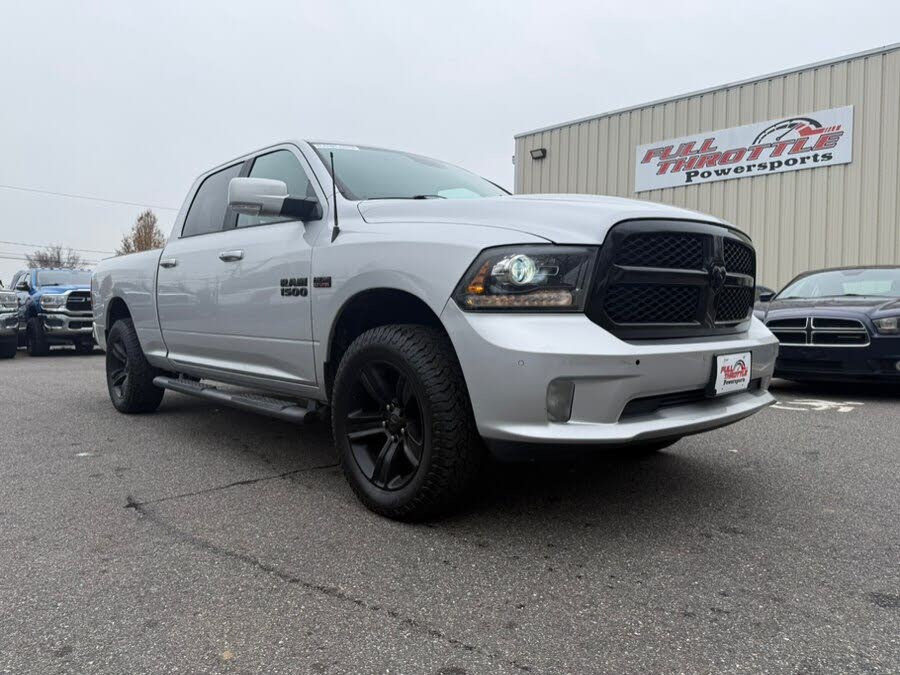 2018 RAM 1500 Night Crew Cab 4WD