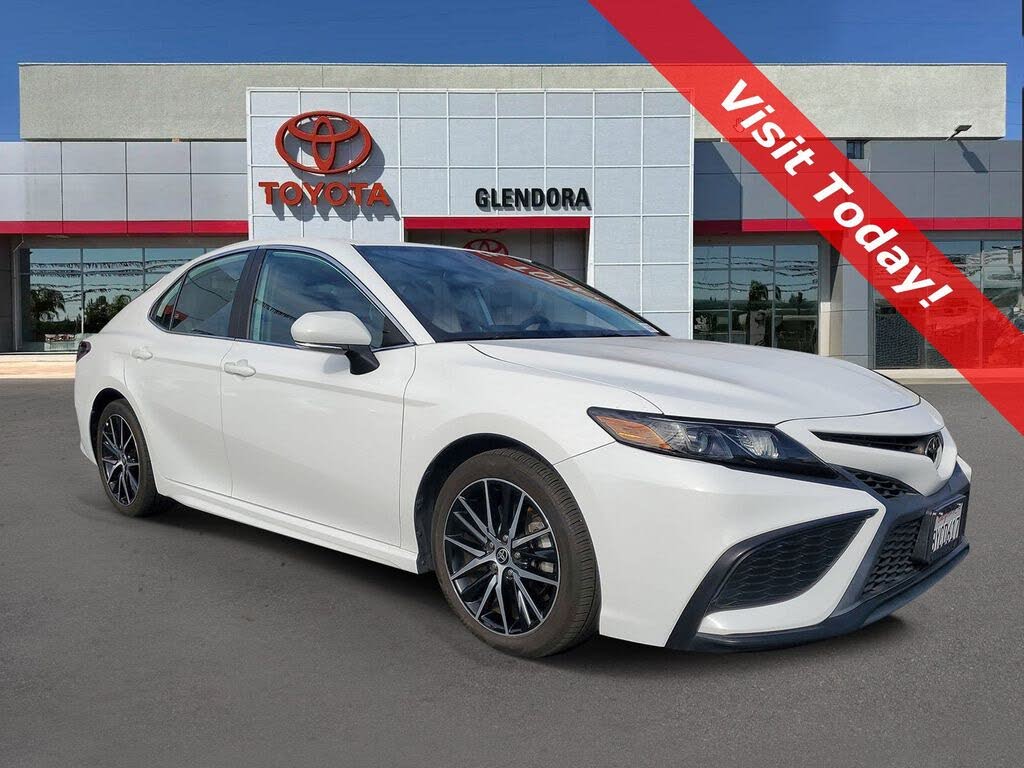 2021 Toyota Camry SE FWD