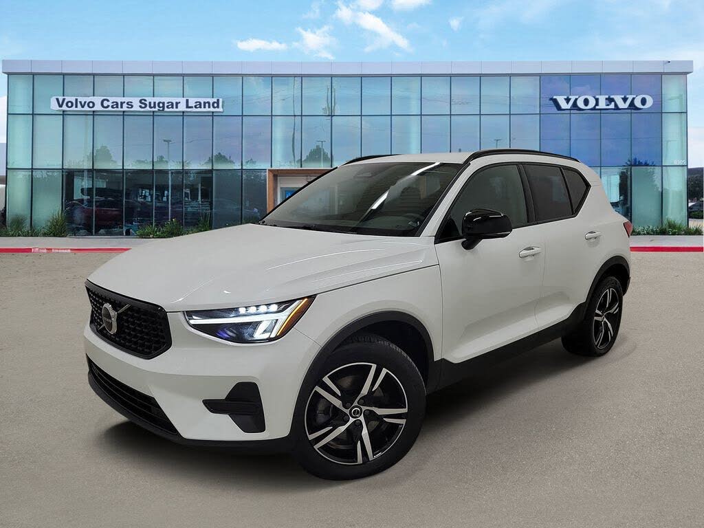 2024 Volvo XC40