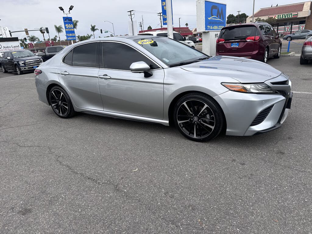 2019 Toyota Camry XSE V6 FWD