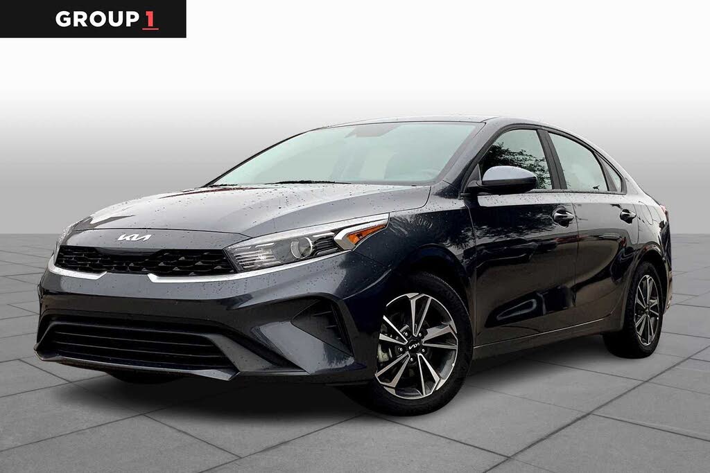 2023 Kia Forte LXS FWD