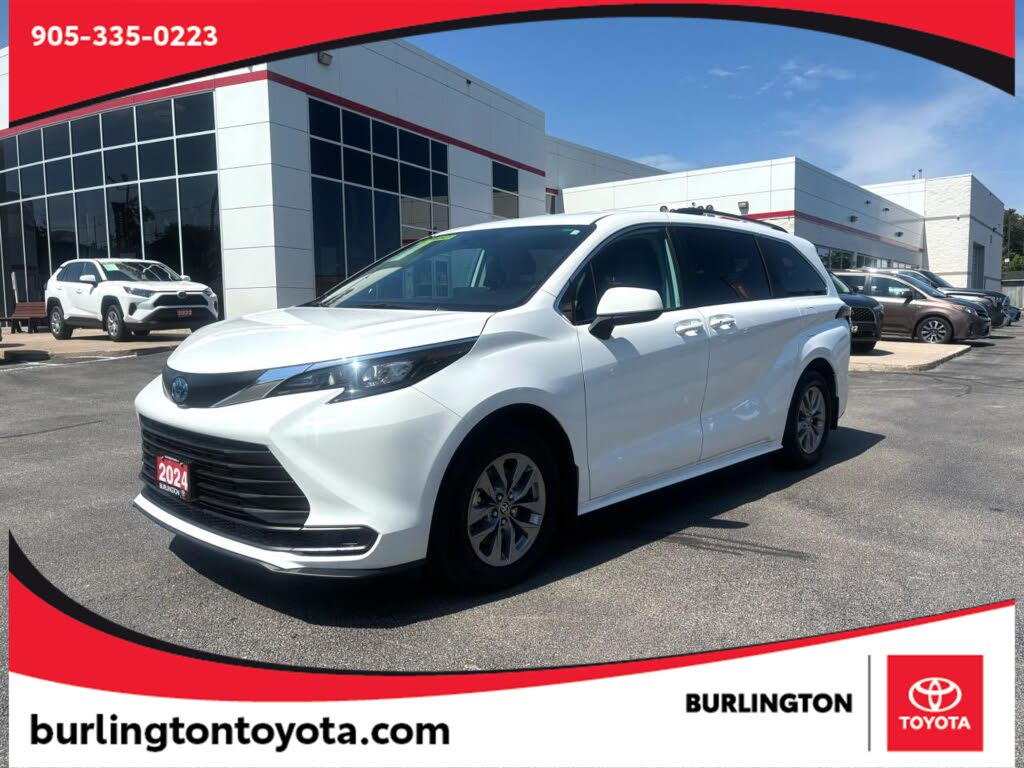2024 Toyota Sienna LE 8-Passenger AWD