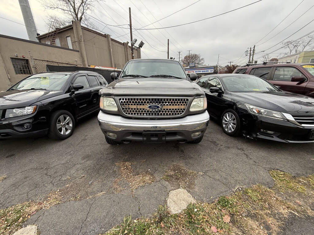 2002 Ford F-150 Lariat Crew Cab 4WD SB