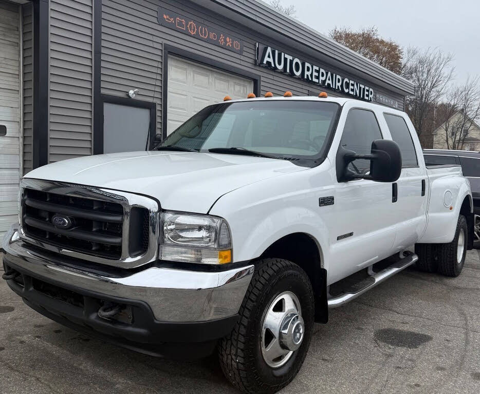 2002 Ford F-350 Super Duty Lariat Crew Cab SB DRW 4WD