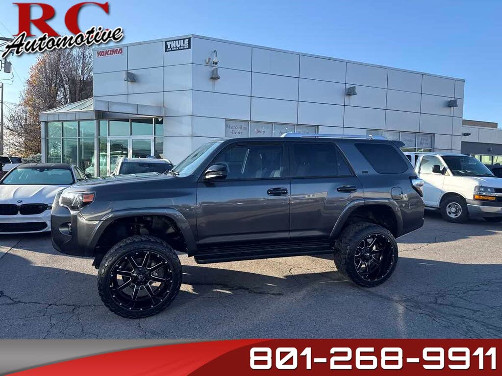 2018 Toyota 4Runner SR5 4WD