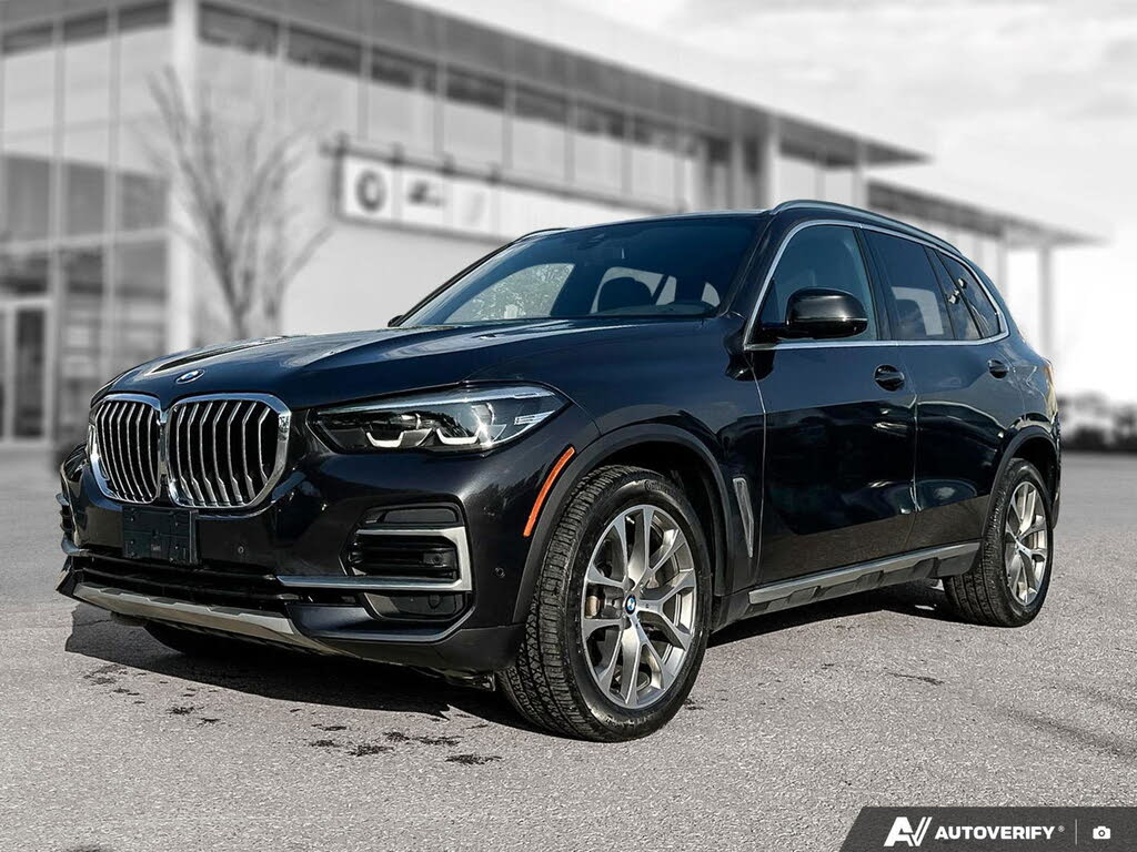 2022 BMW X5 xDrive40i AWD