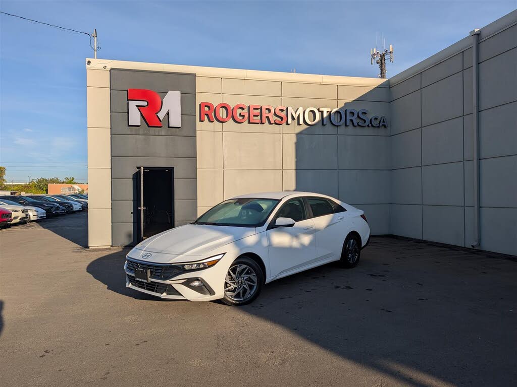 2024 Hyundai Elantra Preferred FWD