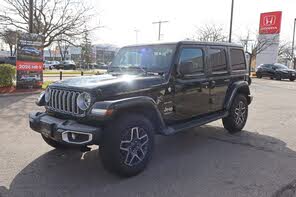 Jeep Wrangler Sahara 4-Door 4WD