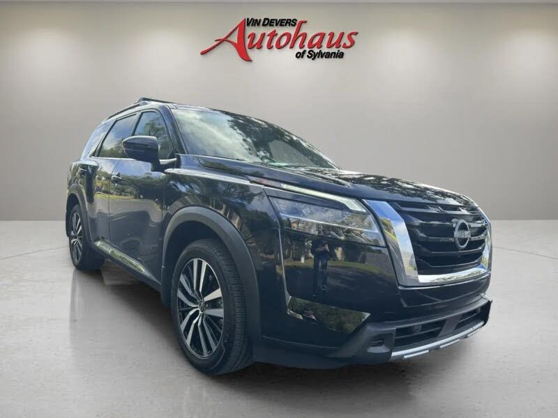 2024 Nissan Pathfinder Platinum 4WD