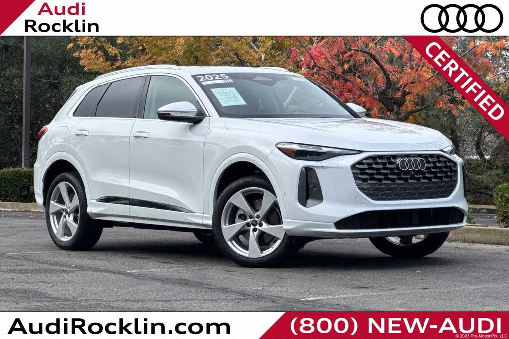 2025 Audi Q5 quattro Premium Plus 40 TFSI