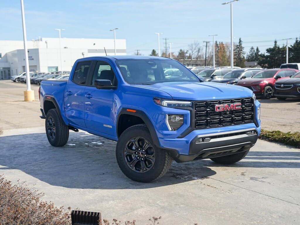 2025 GMC Canyon Elevation Crew Cab 4WD