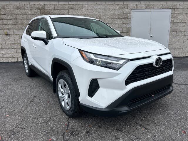 2025 Toyota RAV4 LE AWD