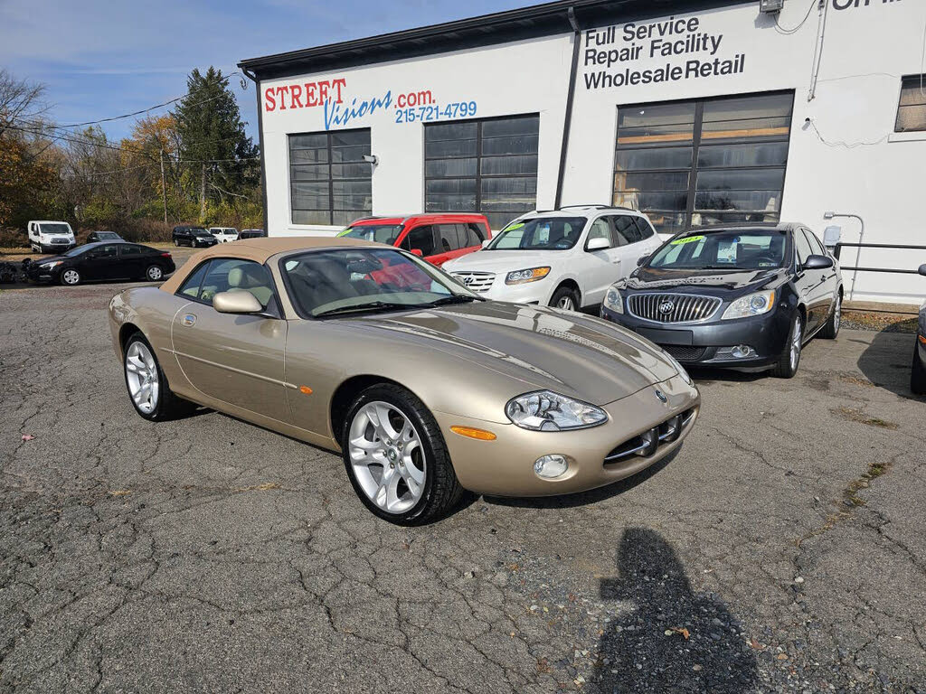 2003 Jaguar XK-Series XK8 Convertible RWD