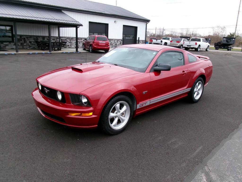 2008 Ford Mustang GT Deluxe Coupe RWD