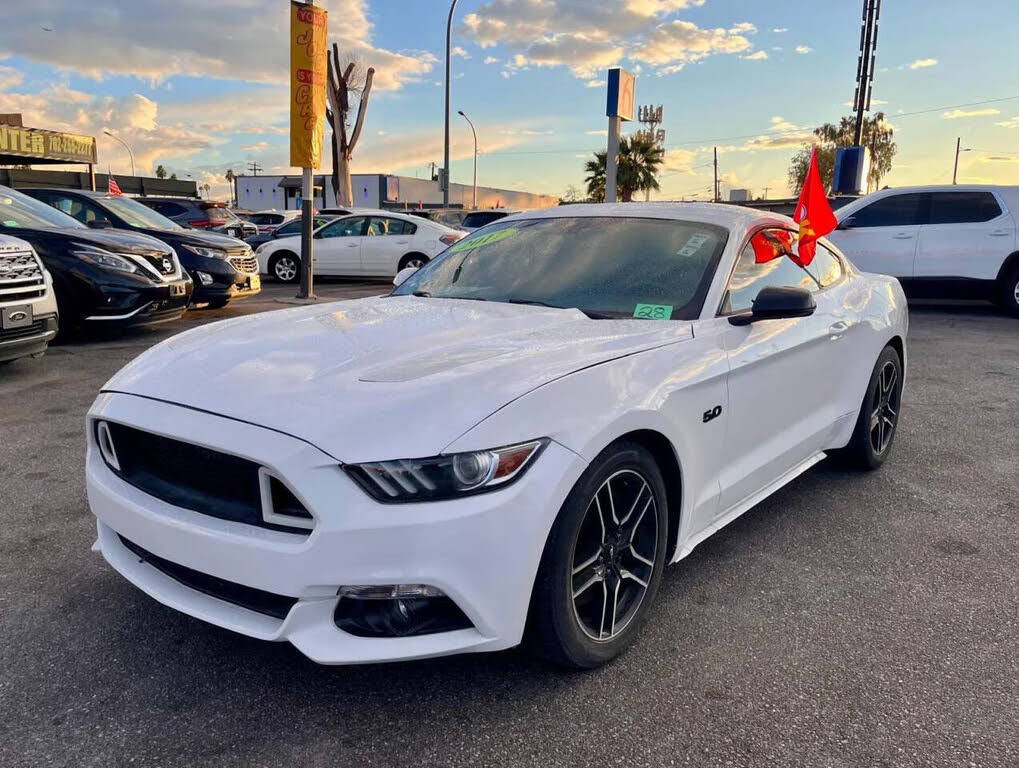 2017 Ford Mustang GT Coupe RWD