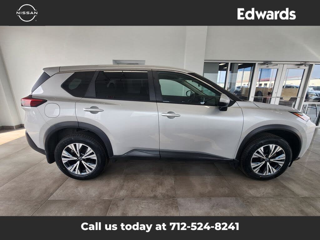 2022 Nissan Rogue SV AWD