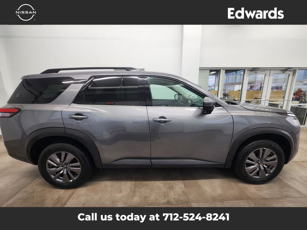2024 Nissan Pathfinder SV 4WD