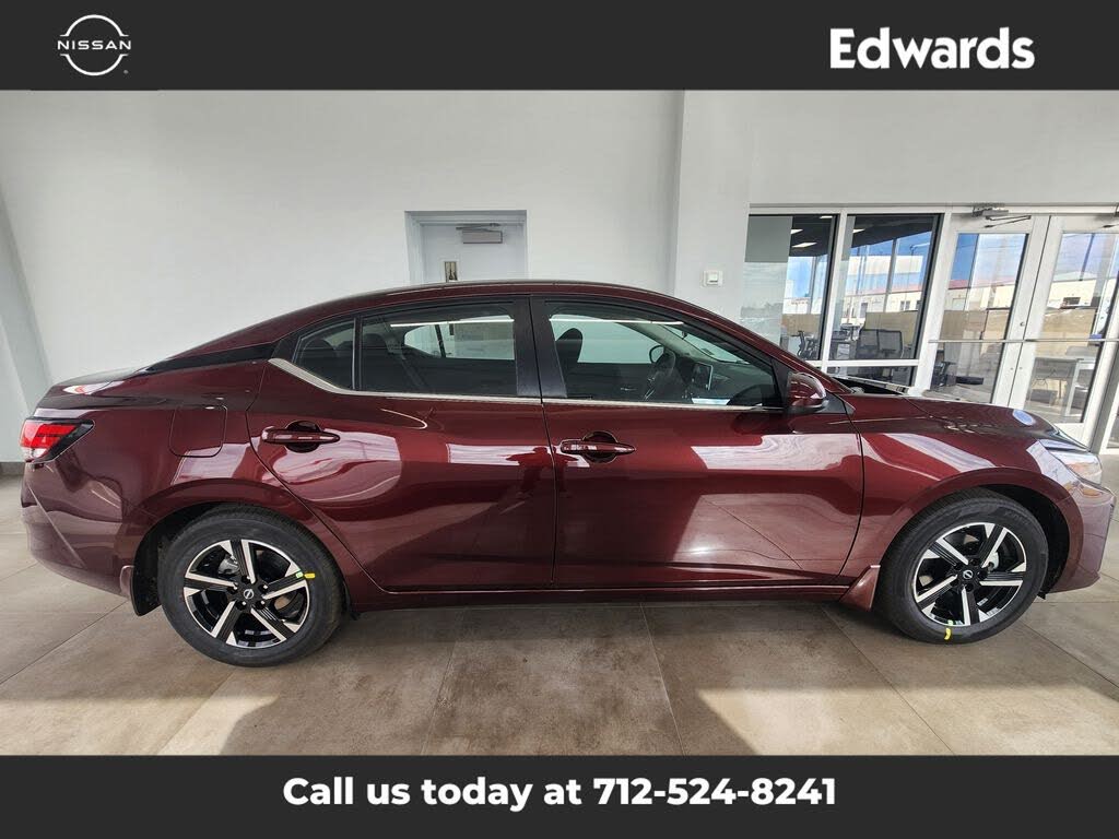 2025 Nissan Sentra SV FWD