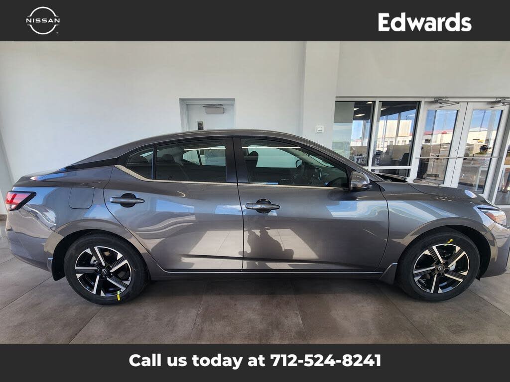 2025 Nissan Sentra SV FWD