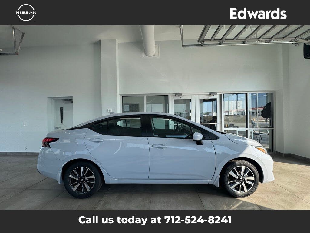 2025 Nissan Versa SV FWD