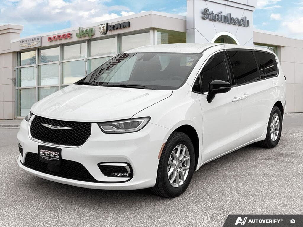 2026 Chrysler Pacifica Select FWD