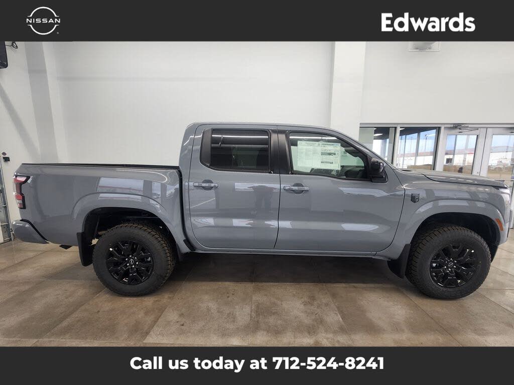 2026 Nissan Frontier SV Crew Cab 4WD