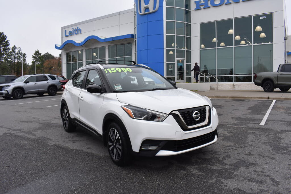 2019 Nissan Kicks SR FWD