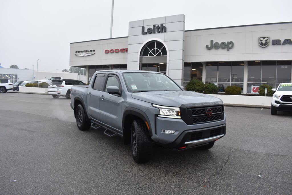 2023 Nissan Frontier PRO-4X Crew Cab 4WD