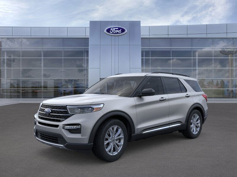 2024 Ford Explorer XLT RWD