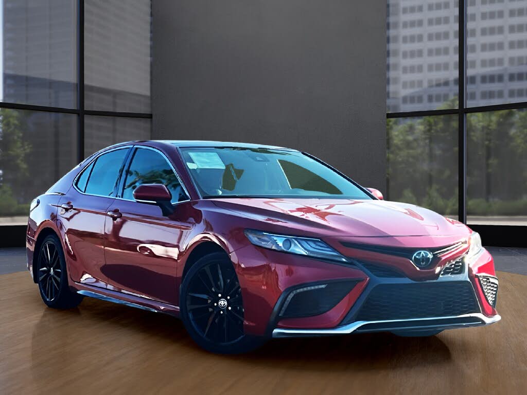 2024 Toyota Camry XSE FWD