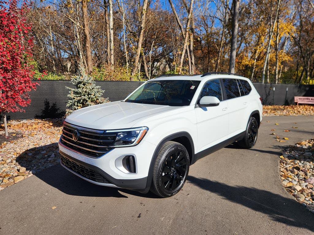 2024 Volkswagen Atlas SE 4Motion AWD with Technology