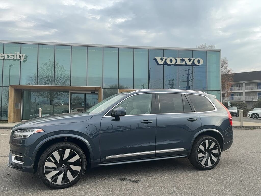 2024 Volvo XC90 Recharge T8 Plus Bright Theme 7-Passenger eAWD