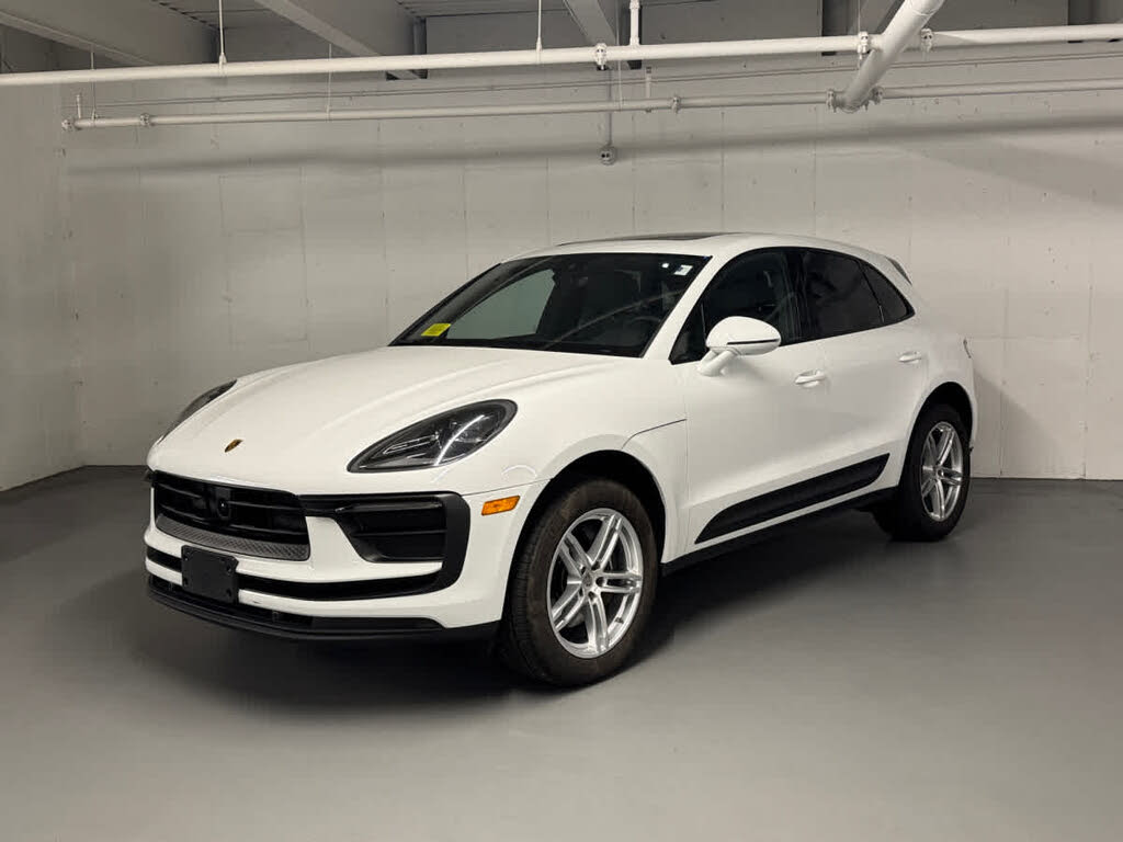 2025 Porsche Macan