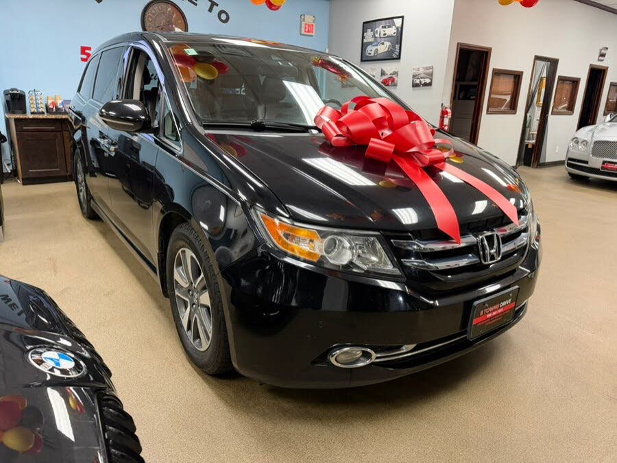 2016 Honda Odyssey Touring Elite FWD