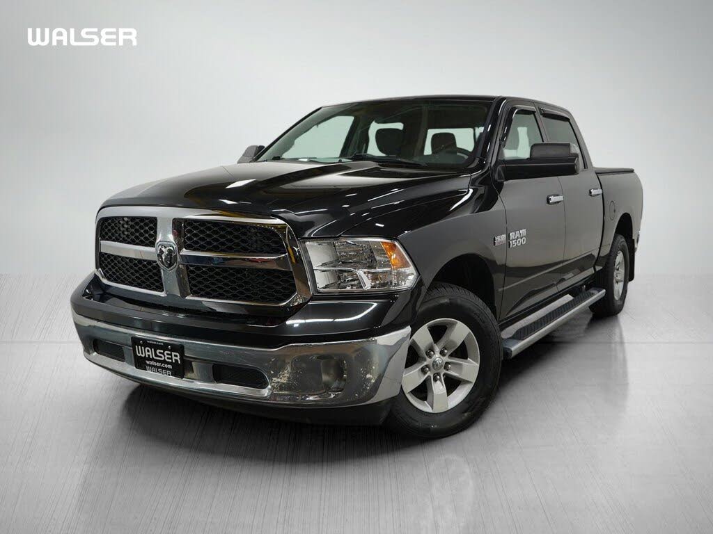 2017 RAM 1500 SLT Crew Cab 4WD