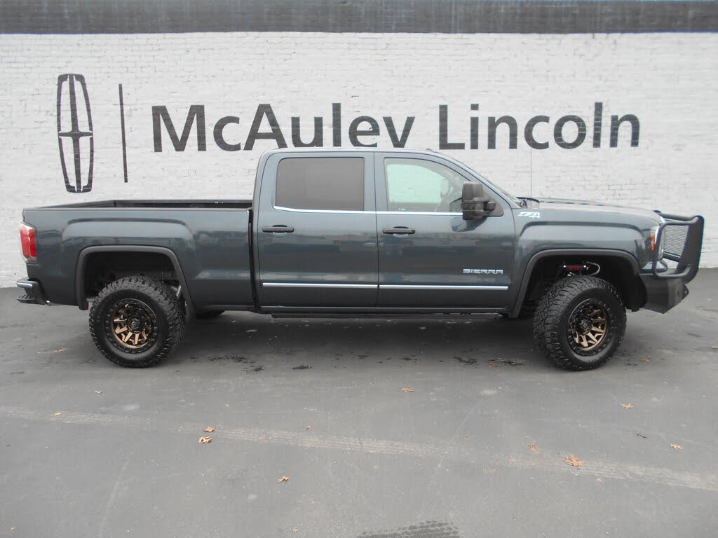 2018 GMC Sierra 1500 SLT Crew Cab 4WD