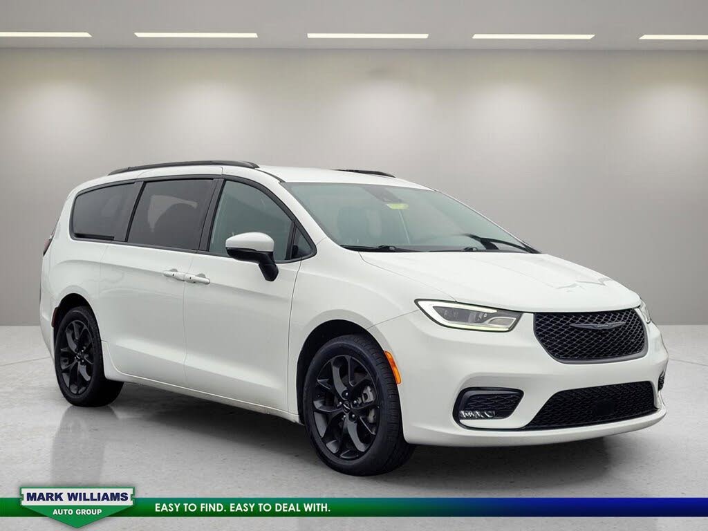 2023 Chrysler Pacifica Touring L AWD