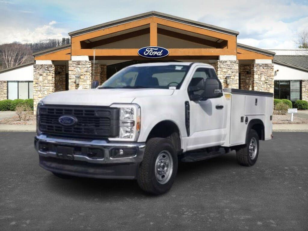2023 Ford F-250 Super Duty XL LB 4WD