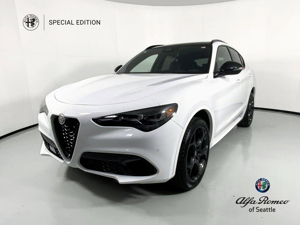 2025 Alfa Romeo Stelvio Tributo Italiano AWD