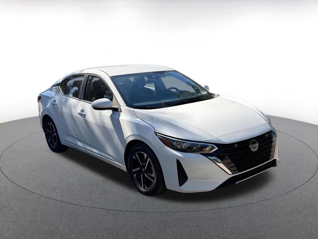 2025 Nissan Sentra SV FWD