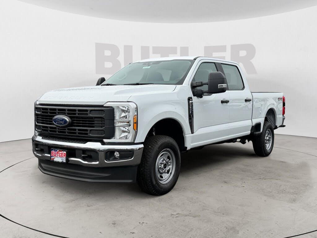 2026 Ford F-250 Super Duty XL Crew Cab 4WD