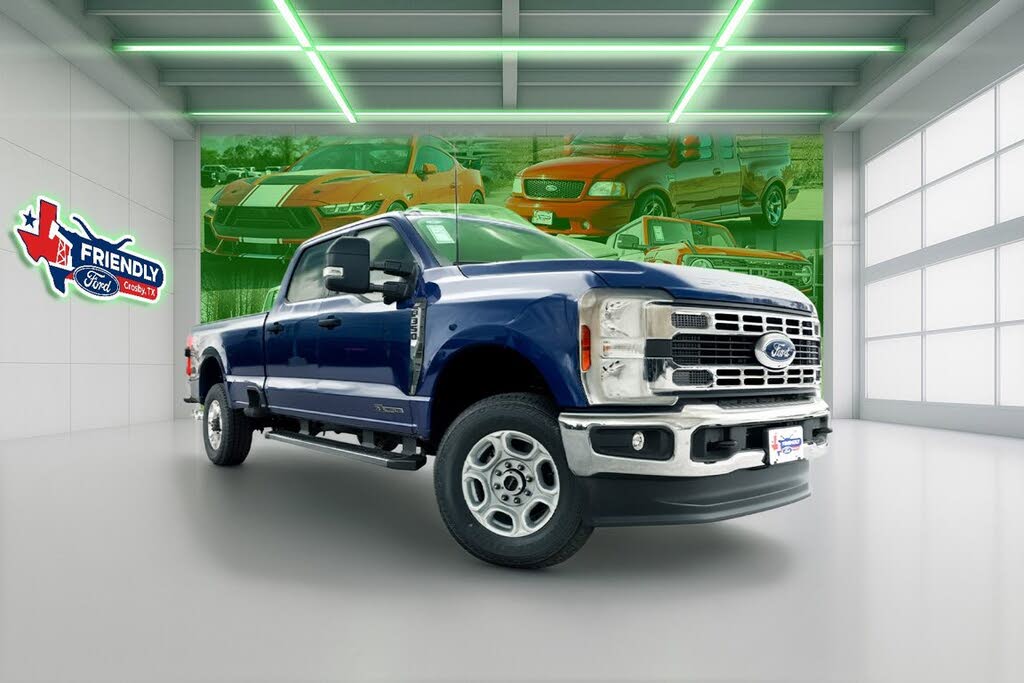 2026 Ford F-350 Super Duty XLT Crew Cab 4WD